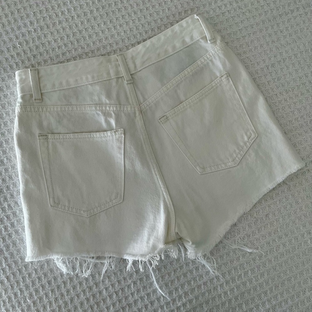 BNWT never got to wear it. But tags off